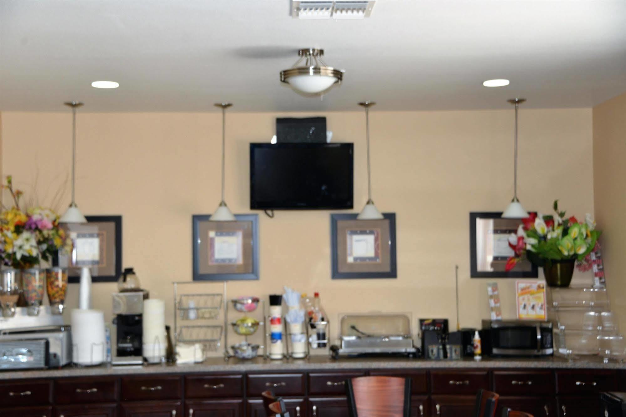 Irish Inn And Suites Muleshoe Εξωτερικό φωτογραφία